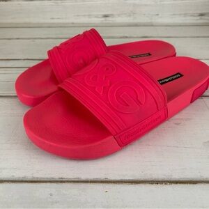 Dolce & Gabbana Bright Pink Logo Slide Sandals